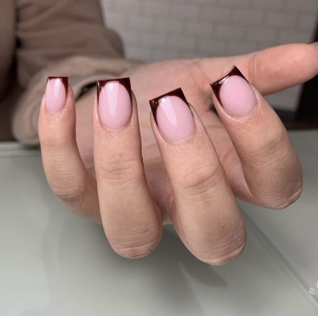 5 shades of burgundy nails