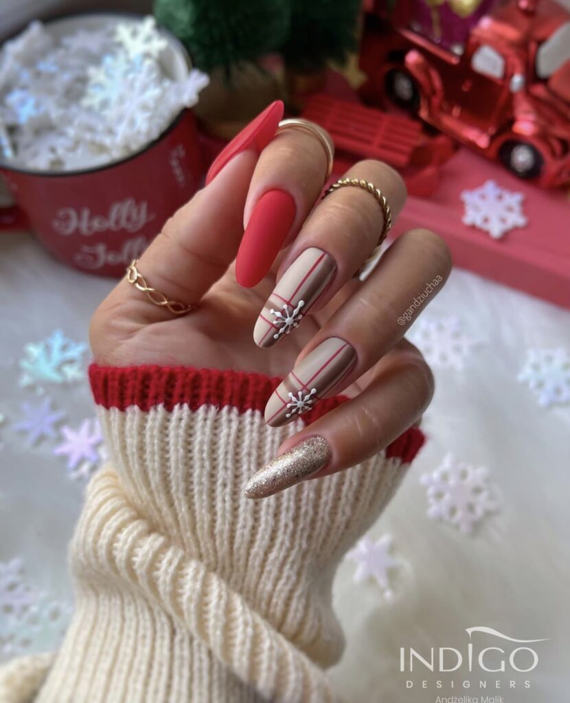 Plaid Christmas nails