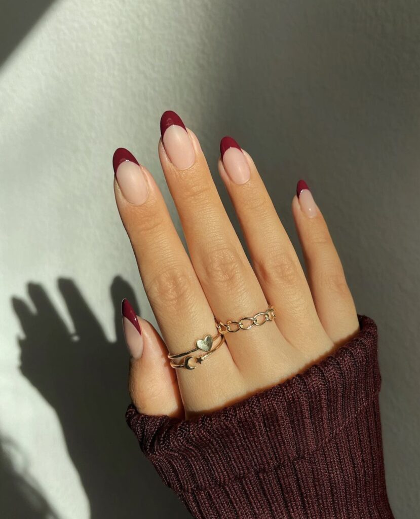 burgundy nails wedding