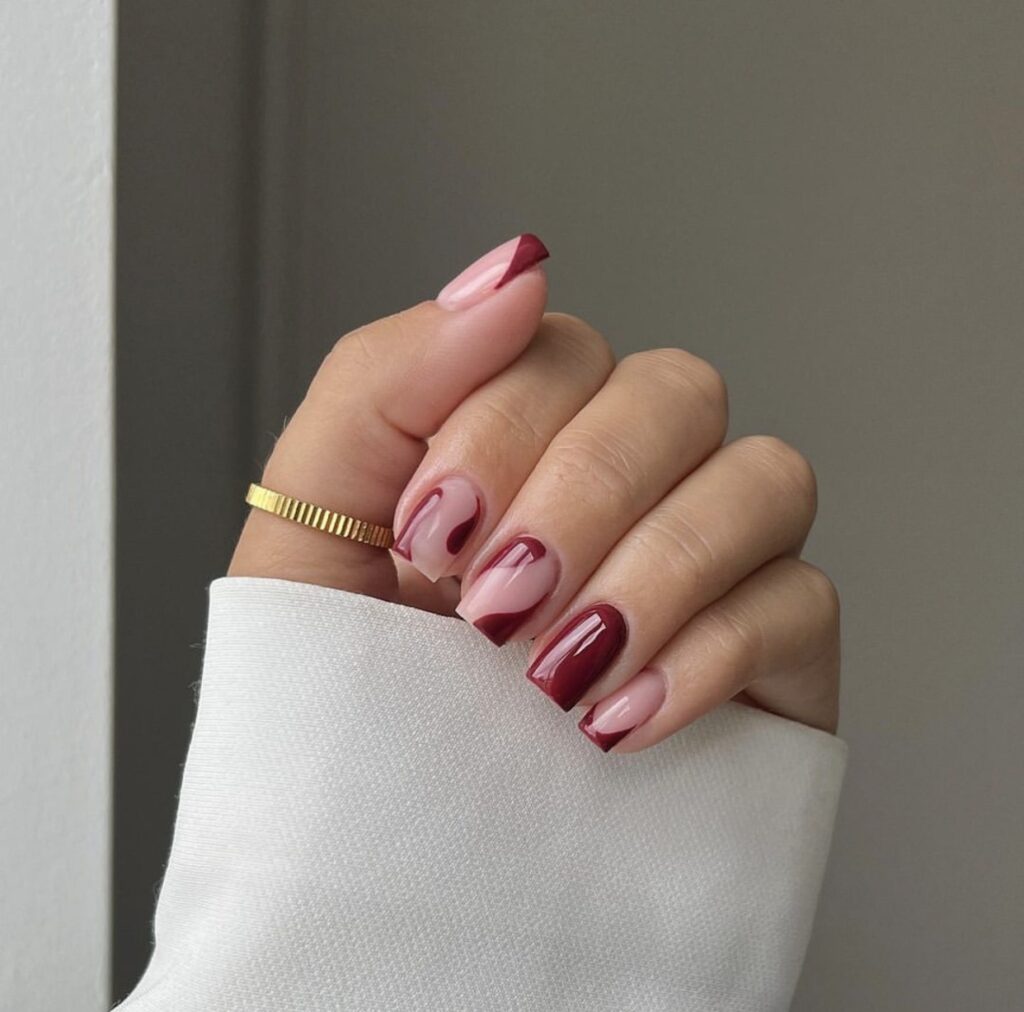 burgundy nails xmas