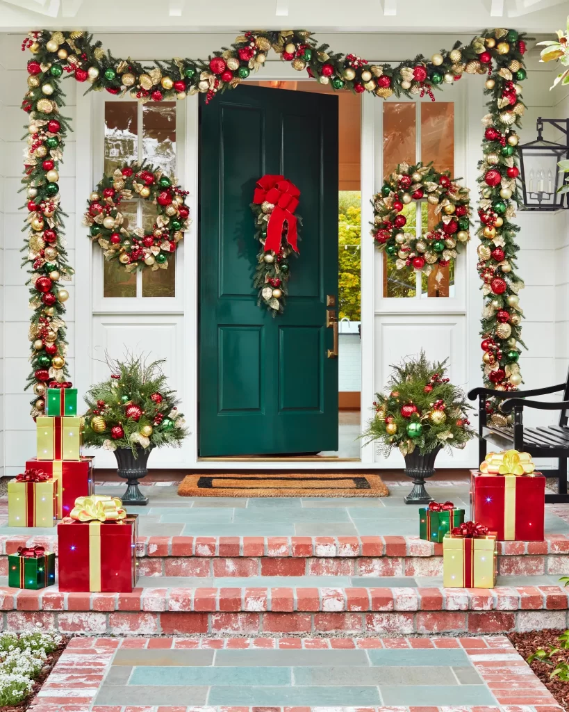 20+ Christmas Porch Decorating Ideas To Add Festive Cheer To Your Home