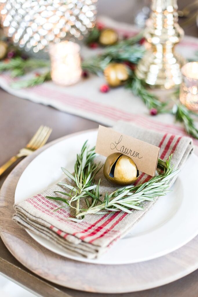 christmas table setting easy