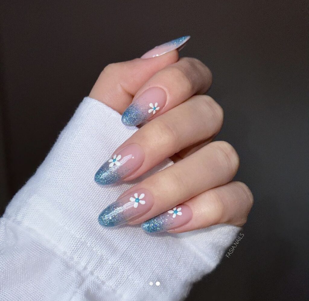 spring summer nail inspo