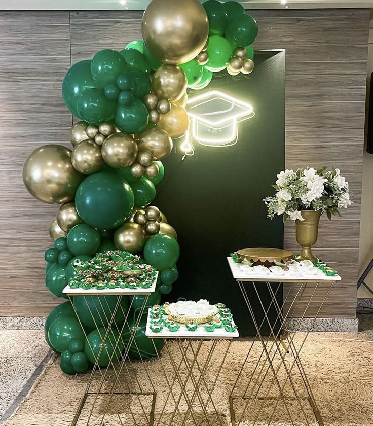 Gold and Green Theme
