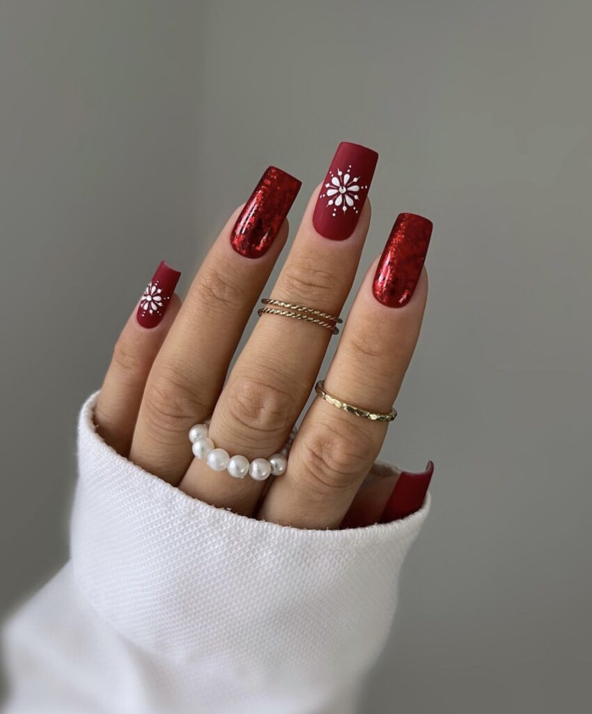 Christmas nail colours