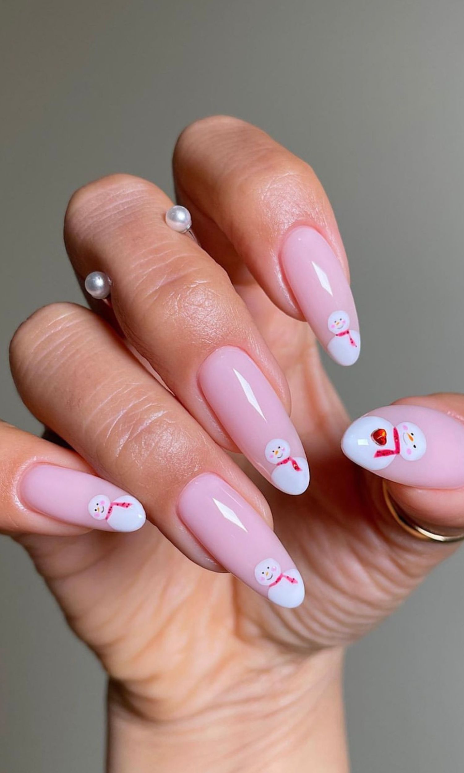 27 Super Cute December Nail Designs to Get in 2024