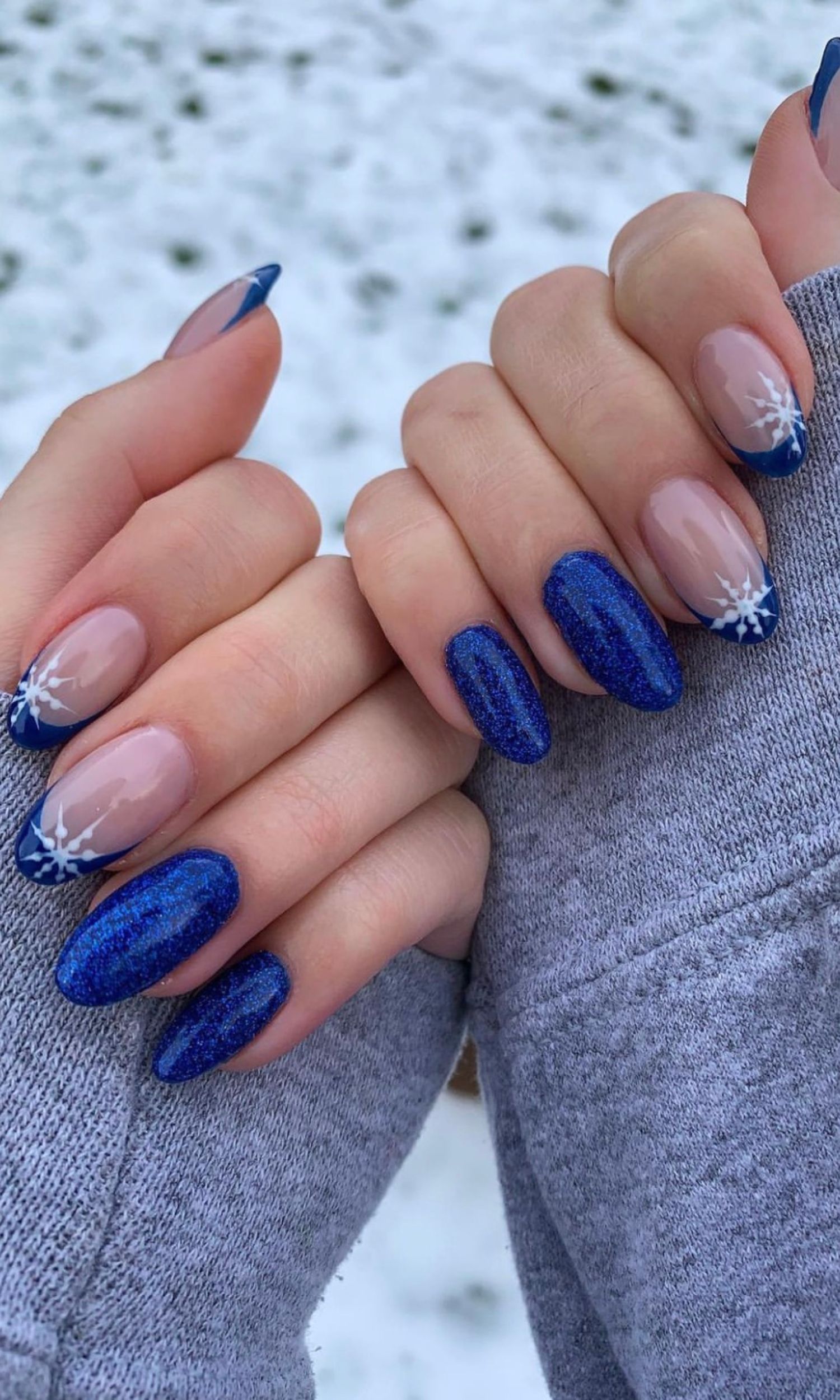 37 Frosty Blue Winter Nails You’ll Want to Screenshot