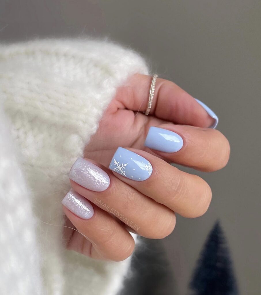 Blue winter nails