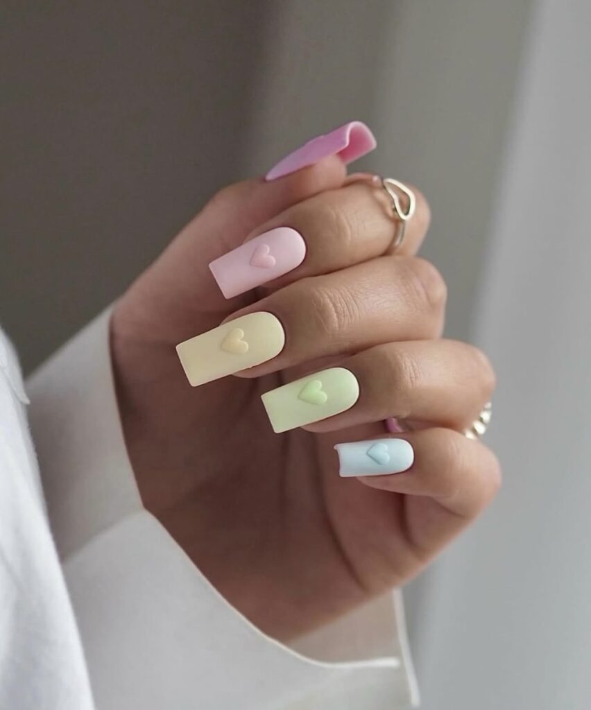 pastel nail designs 2025