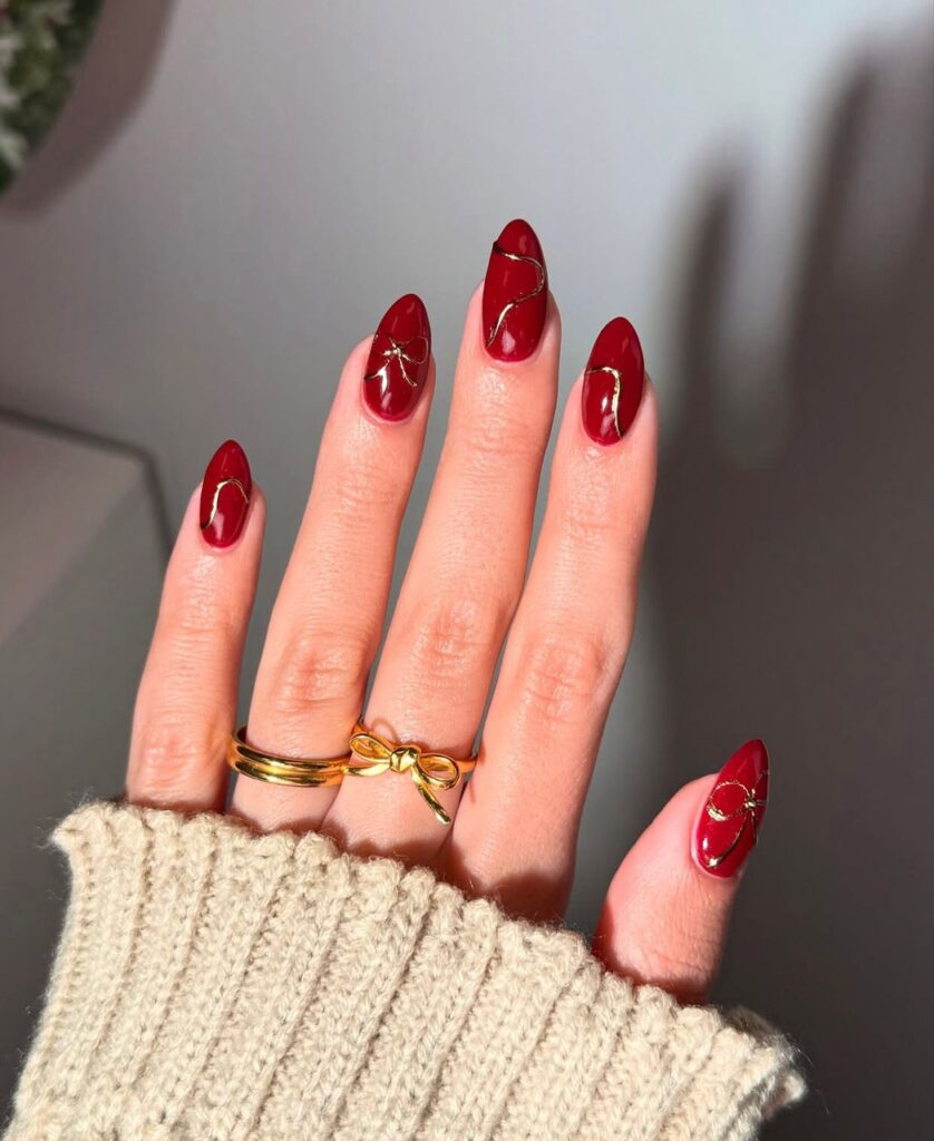 red christmas nails simple