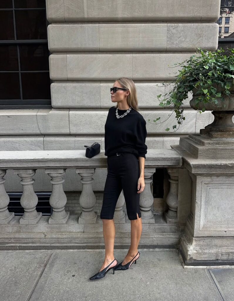 black capri pants outfit ideas
