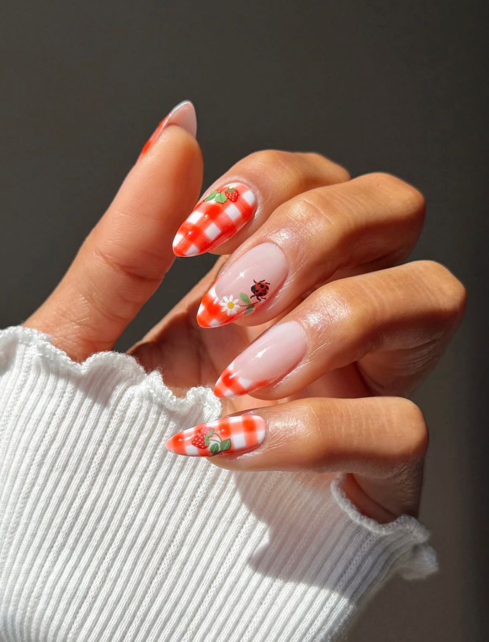 20 Absolutely Stunning June Nail Ideas
