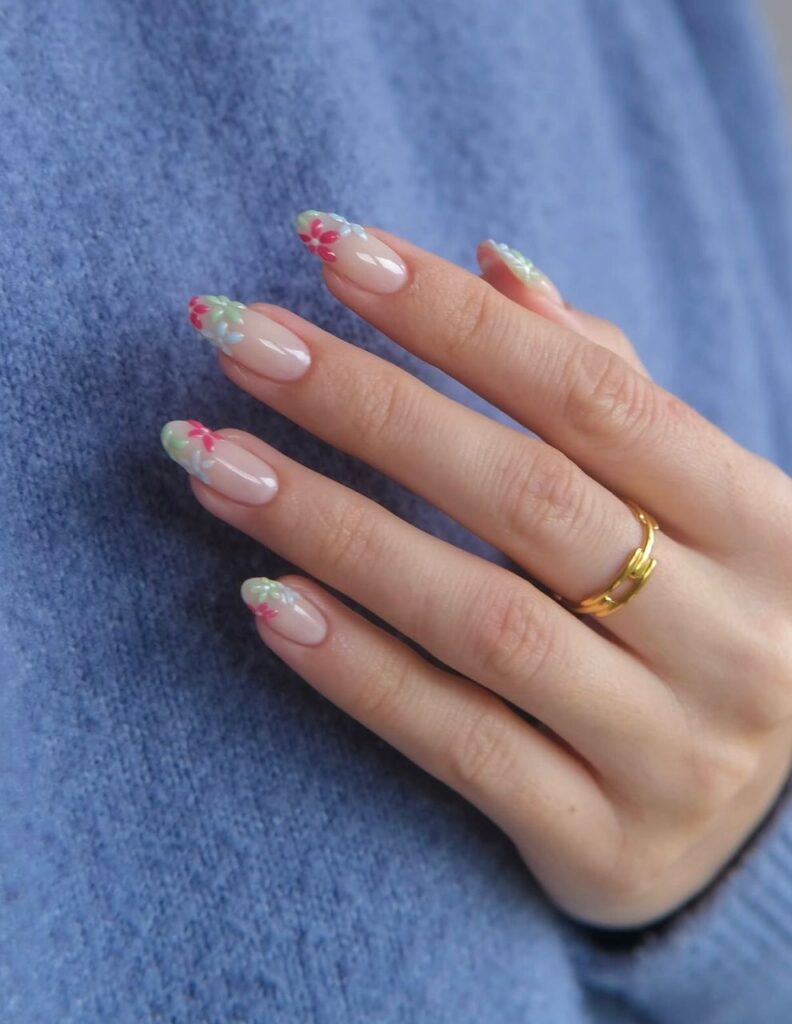 summer nails inspo