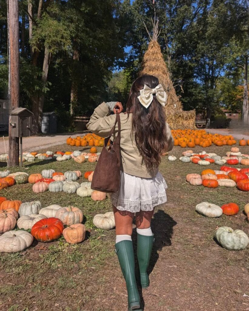 pumpkin patch outfit girl