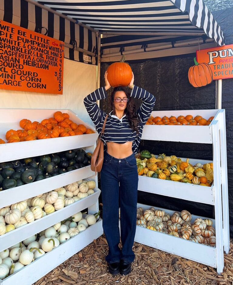 pumpkin patch outfit ideas 2026